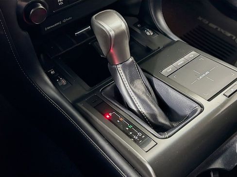 Certified 2023 Lexus GX 460 Premium w/ Premium Package image 17