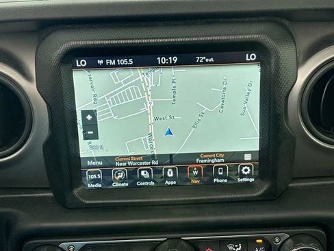 Used 2023 Jeep Wrangler Unlimited w/ Sun & Screen Package AWD/4WD image 12