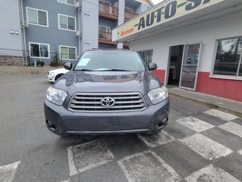 Used 2010 Toyota Highlander SE AWD/4WD image 8