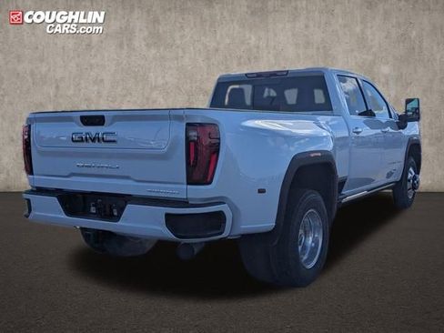 New 2026 GMC Sierra 3500 Denali Ultimate AWD/4WD image 7