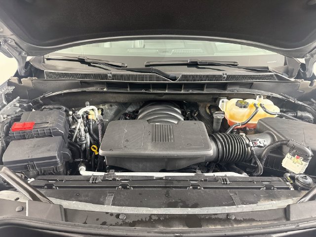 Used 2025 GMC Yukon Denali RWD image 38