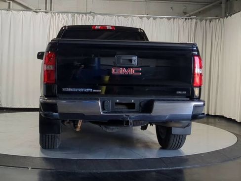 Used 2019 GMC Sierra 1500 SLE w/ SLE Value Package AWD/4WD image 9