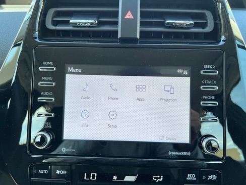Certified 2022 Toyota Prius LE FWD image 26