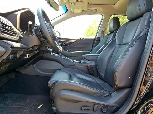 Used 2020 Subaru Outback Limited w/ Popular Package #2 AWD/4WD image 17