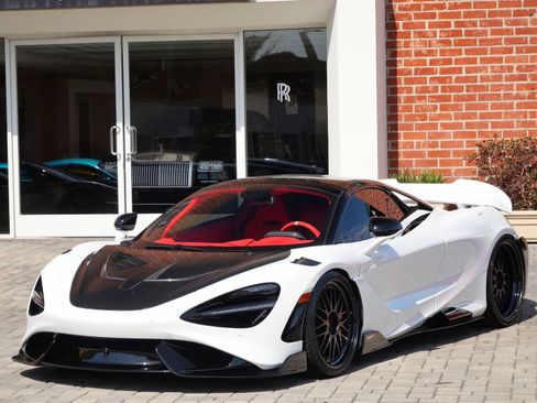 Used 2022 McLaren 765LT RWD image 22