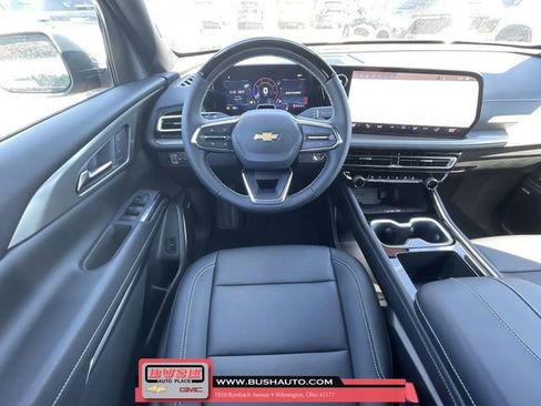New 2025 Chevrolet Traverse LT w/ Enhanced Driving Package image 10