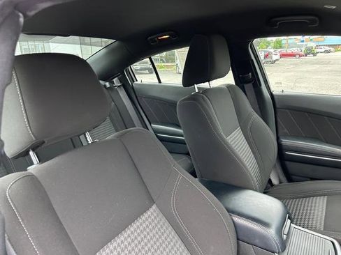 Used 2023 Dodge Charger SXT image 32