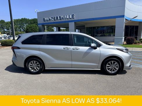 Used 2022 Toyota Sienna LE FWD image 4