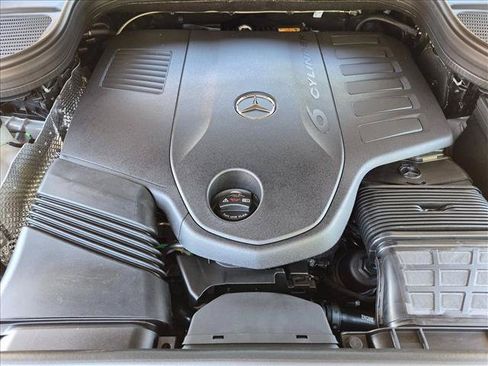 New 2026 Mercedes-Benz GLS 450 4MATIC image 17