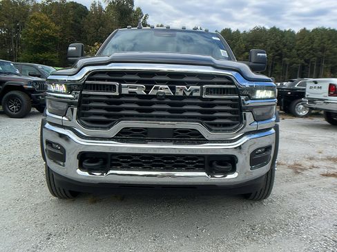 New 2025 RAM 5500 2WD Regular Cab image 3