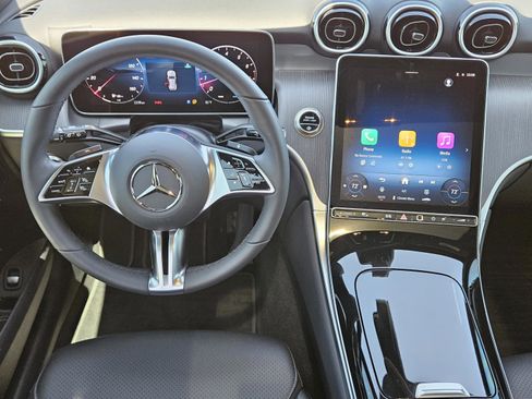 Certified 2026 Mercedes-Benz GLC 300 image 25