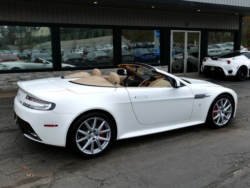 Used 2015 Aston Martin V8 Vantage S image 5