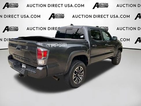 Used 2022 Toyota Tacoma TRD Sport AWD/4WD image 23