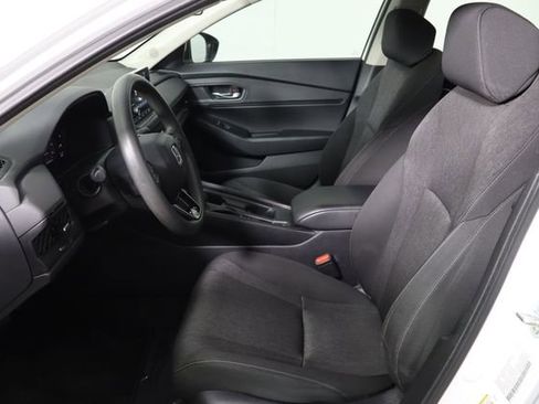 Used 2024 Honda Accord EX image 14