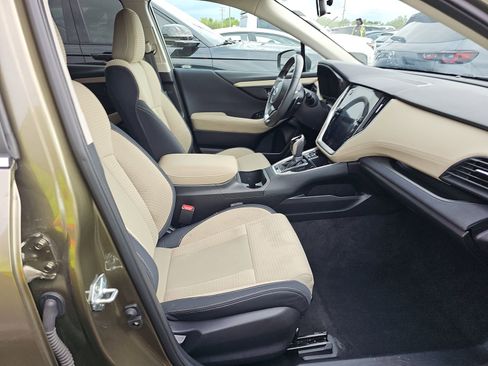 Used 2024 Subaru Outback Premium AWD/4WD image 14
