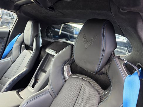 Used 2025 Chevrolet Corvette E-Ray AWD/4WD image 8