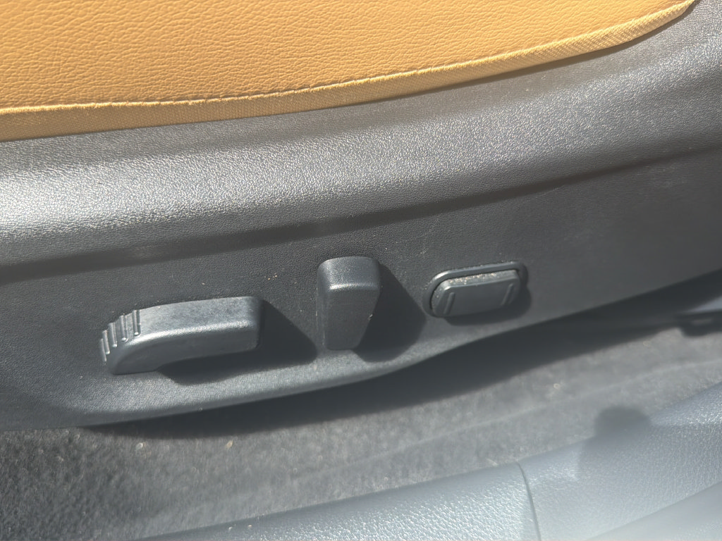 Certified 2024 Nissan Sentra SV w/ SV Premium Package FWD image 21