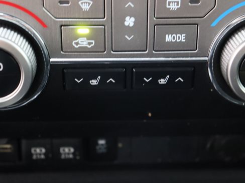 Used 2020 Toyota Tundra Limited RWD image 23