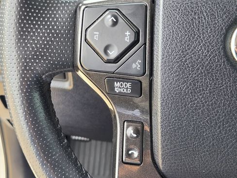 Used 2023 Toyota 4Runner TRD Off-Road Premium w/ Off Road Premium Plus Package AWD/4WD image 24