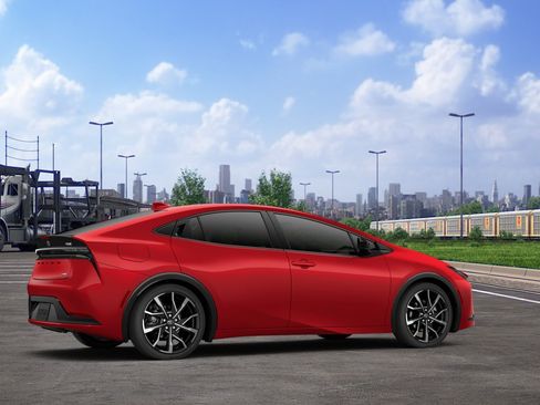 New 2027 Toyota Prius Plug-In Hybrid FWD image 11