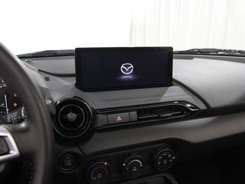 Certified 2025 MAZDA MX-5 Miata Sport image 10