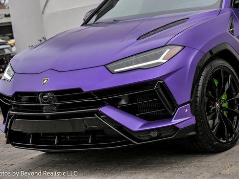 Used 2024 Lamborghini Urus S image 5