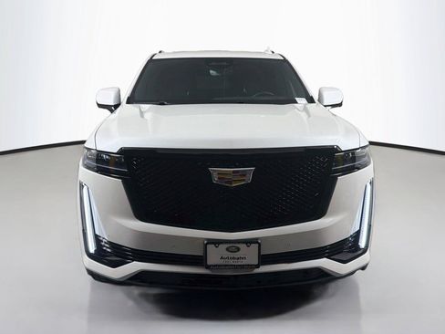 Used 2023 Cadillac Escalade Sport w/ LPO, ONYX Package AWD/4WD image 2