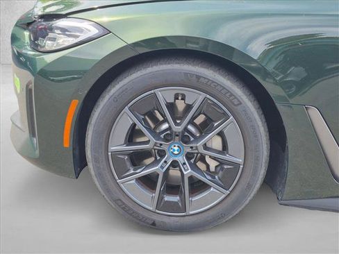 Used 2023 BMW i4 eDrive40 RWD image 23