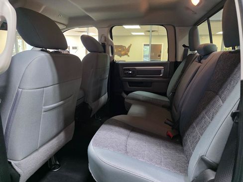 Used 2018 RAM 1500 Big Horn AWD/4WD image 19