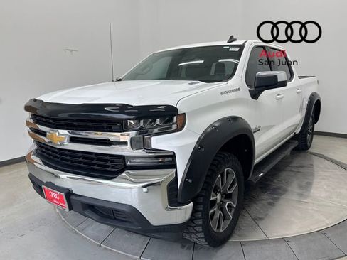 Used 2022 Chevrolet Silverado 1500 LT w/ Texas Edition Plus image 3