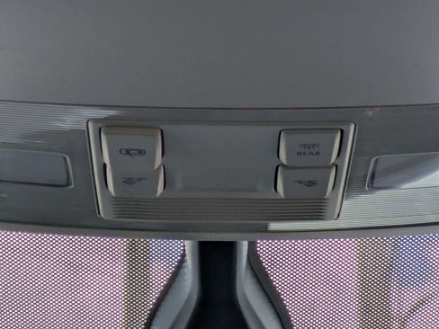 Certified 2023 Volkswagen Taos S FWD image 23
