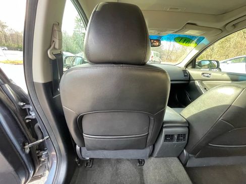 Used 2011 Nissan Altima 2.5 SL w/ 2.5SL Pkg image 40