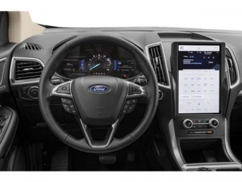 Used 2024 Ford Edge SEL w/ Convenience Package AWD/4WD image 16