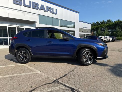Used 2024 Subaru Crosstrek 2.0i Premium AWD/4WD image 4
