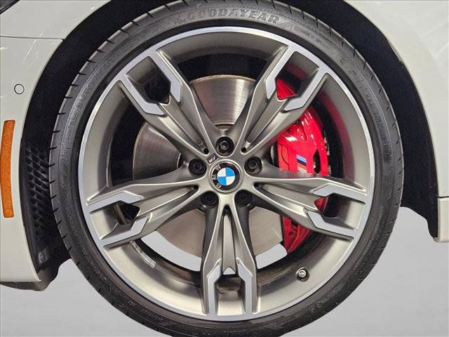 Certified 2023 BMW M550i xDrive AWD/4WD image 24