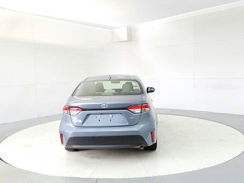 Used 2023 Toyota Corolla LE FWD image 5