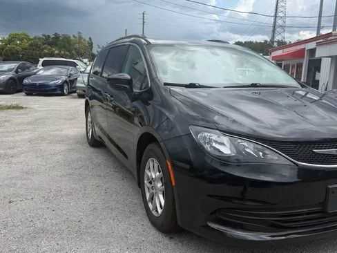Used 2020 Chrysler Voyager Lxi FWD image 9