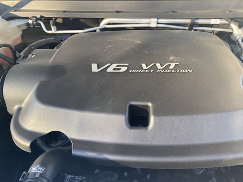 Used 2021 Chevrolet Colorado W/T w/ WT Convenience Package image 23