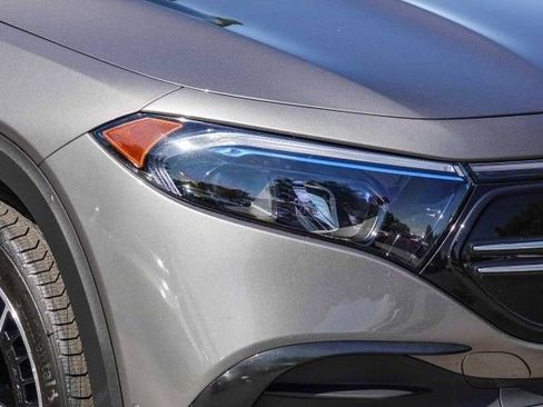 Used 2023 Mercedes-Benz EQB 350 4MATIC SUV image 9