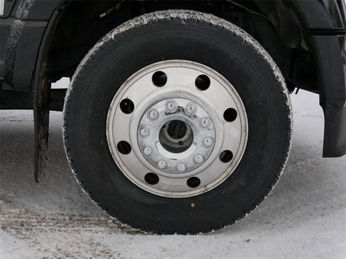 Used 2023 Ford F450 Lariat w/ Chrome Package image 7