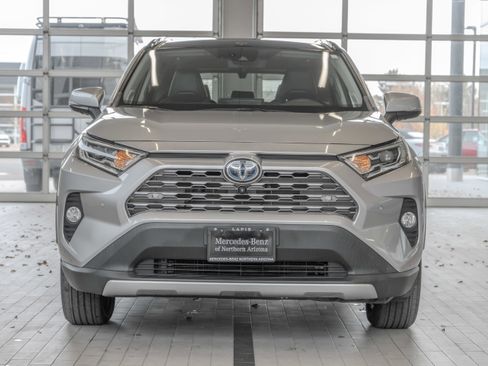 Used 2021 Toyota RAV4 Limited image 11