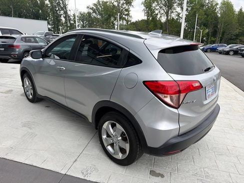Used 2016 Honda HR-V EX-L image 4