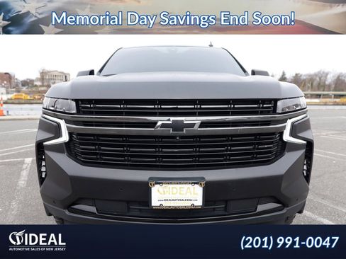 Used 2021 Chevrolet Suburban RST w/ Luxury Package AWD/4WD image 2