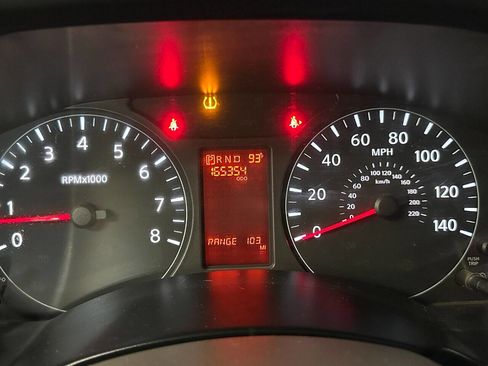 Used 2018 Nissan NV 3500 S image 9