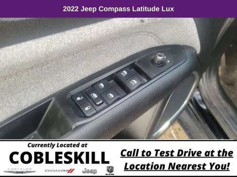 Used 2022 Jeep Compass Latitude AWD/4WD image 10