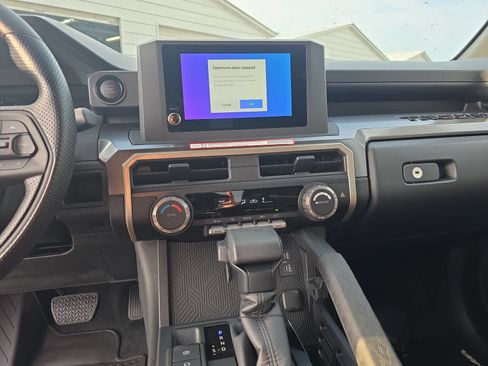 New 2026 Toyota Tacoma SR5 AWD/4WD image 16