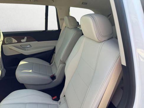 New 2026 Mercedes-Benz GLS 450 4MATIC image 13