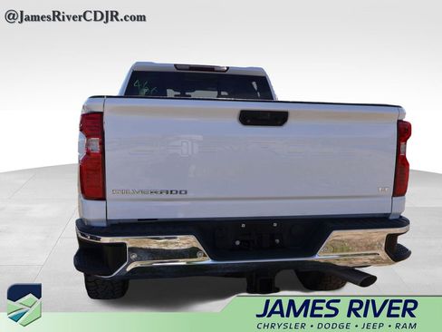 Used 2020 Chevrolet Silverado 2500 LT w/ Texas Edition image 15