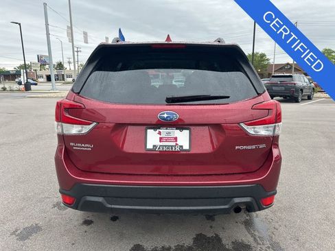 Certified 2023 Subaru Forester Premium AWD/4WD image 5