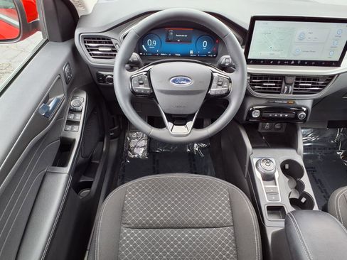 Used 2024 Ford Escape Active w/ Tech Pack #2 AWD/4WD image 13